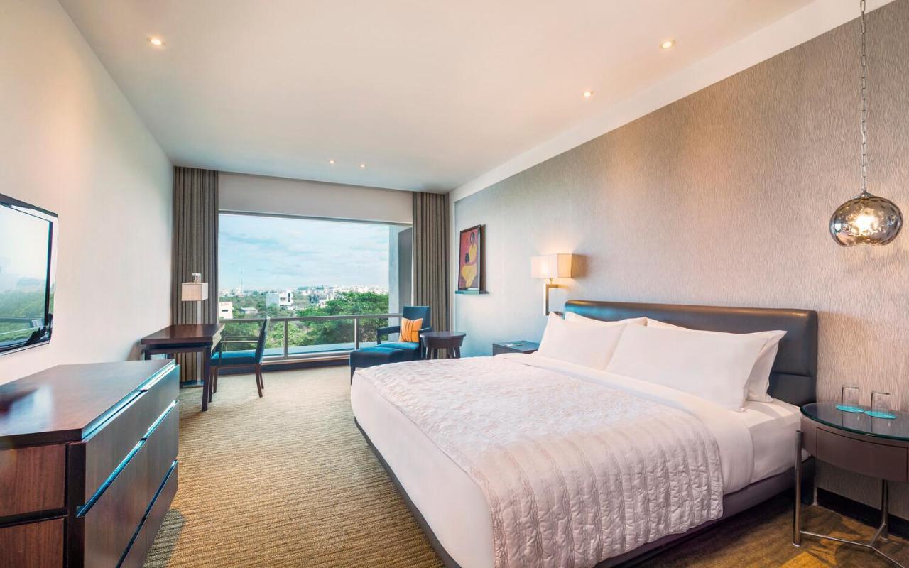 Le Meridien Nagpur Exterior photo