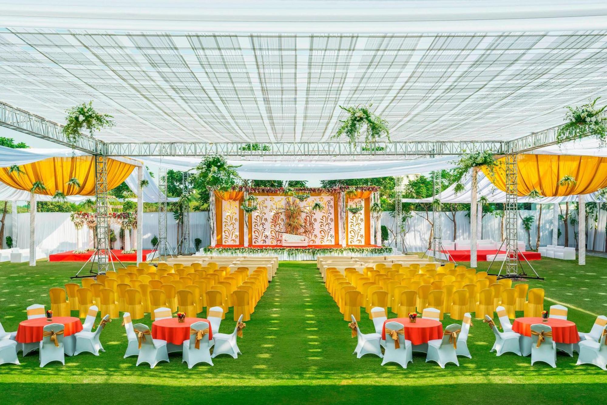 Le Meridien Nagpur Exterior photo