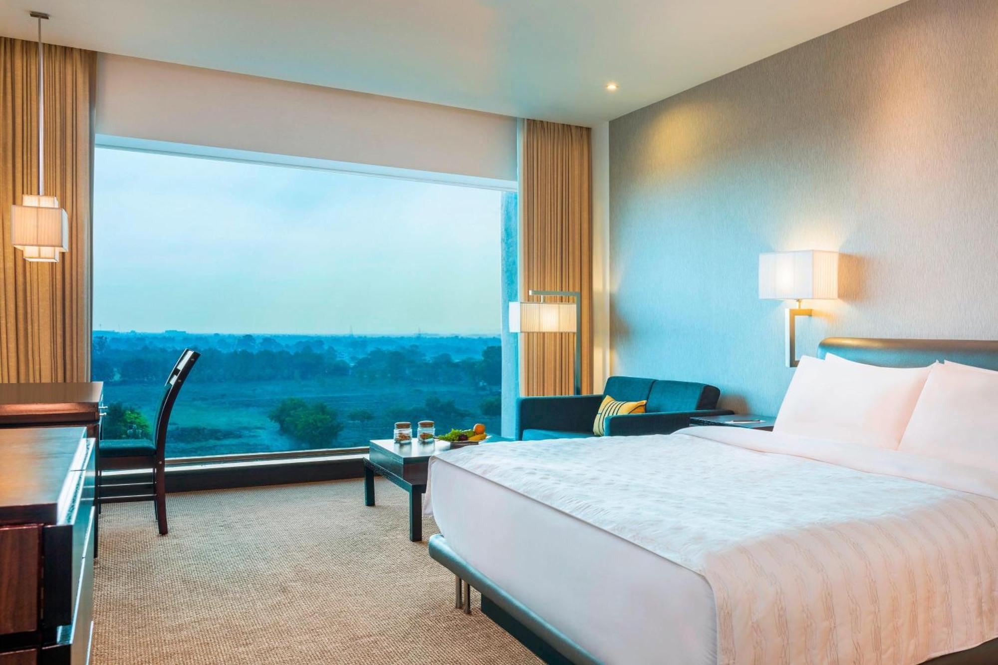 Le Meridien Nagpur Exterior photo