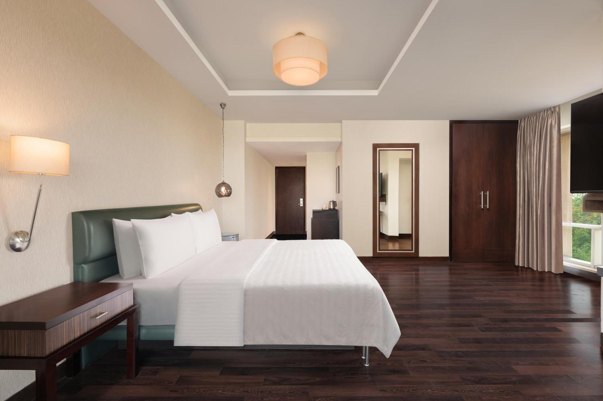 Le Meridien Nagpur Exterior photo