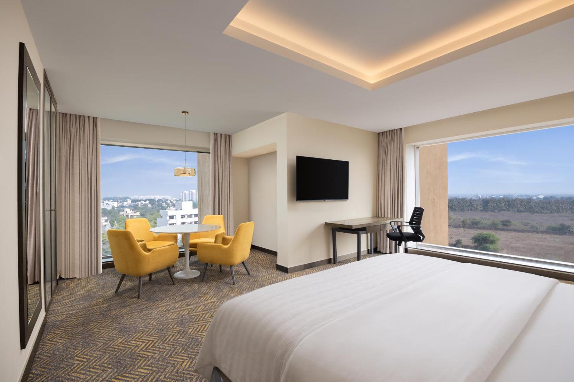 Le Meridien Nagpur Exterior photo