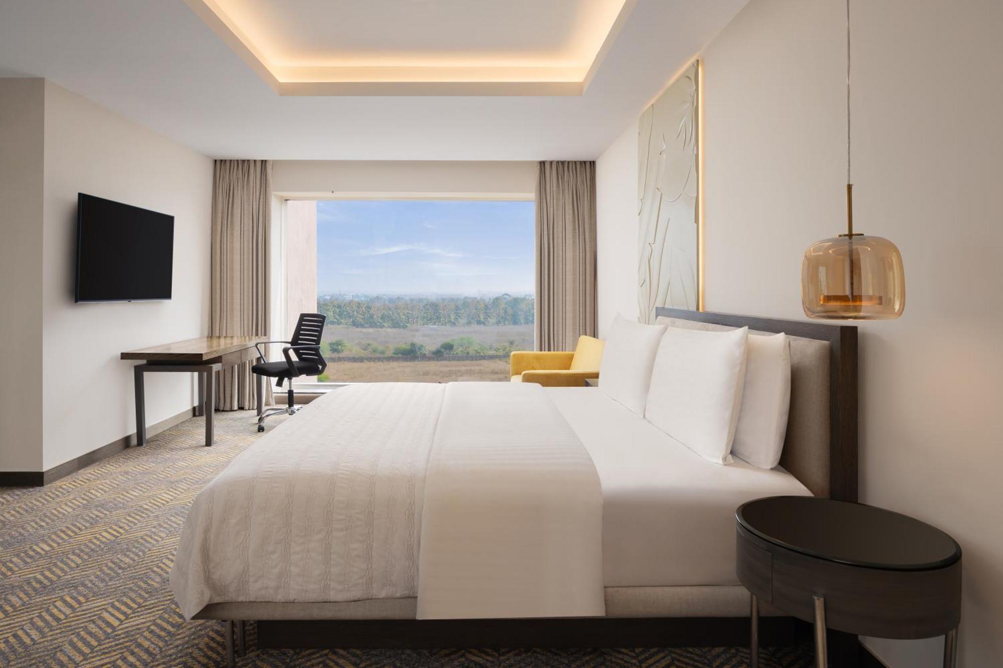 Le Meridien Nagpur Exterior photo