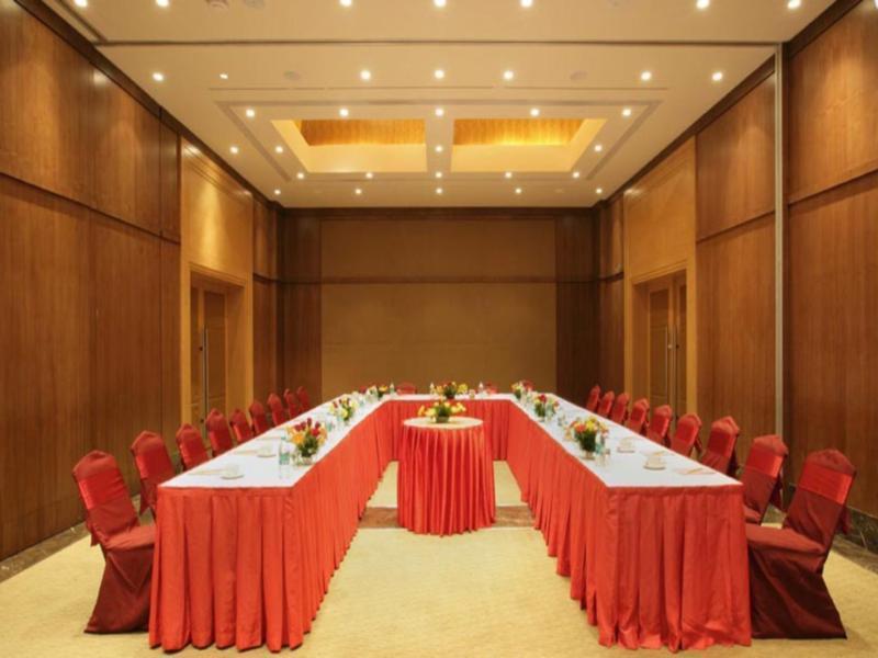 Le Meridien Nagpur Exterior photo