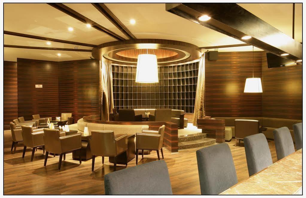 Le Meridien Nagpur Exterior photo