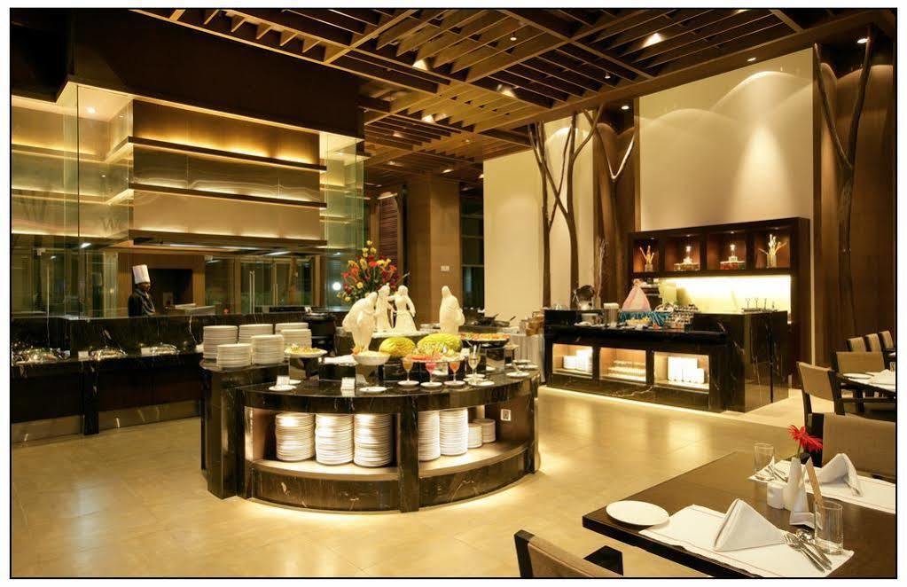 Le Meridien Nagpur Exterior photo